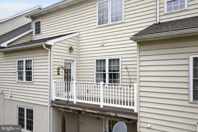 340 WENDOVER WAY, Lancaster, PA 17603