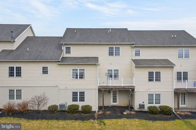 340 WENDOVER WAY, Lancaster, PA 17603