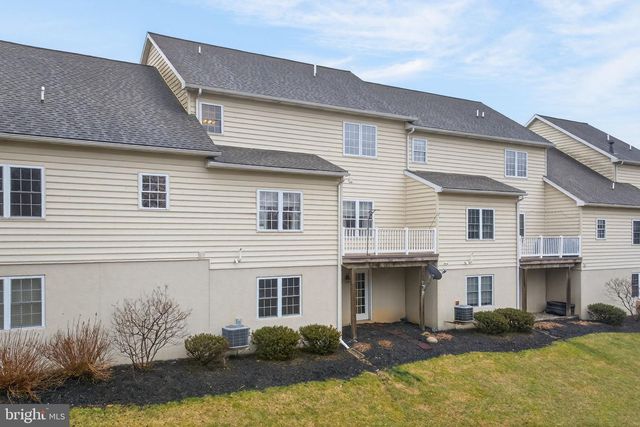 340 WENDOVER WAY, Lancaster, PA 17603