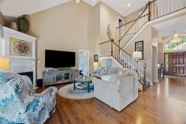 3141 Annandale Dr, Collier Twp, PA 15142