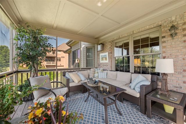 3141 Annandale Dr, Collier Twp, PA 15142