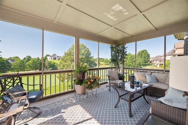 3141 Annandale Dr, Collier Twp, PA 15142