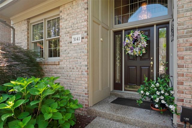 3141 Annandale Dr, Collier Twp, PA 15142