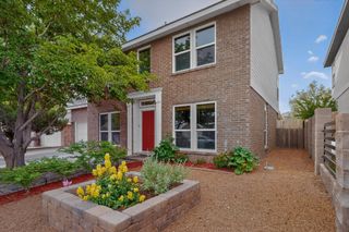 8016 Fallbrook Place NW, Albuquerque, NM 87120