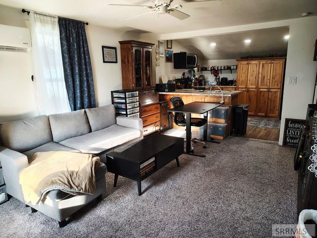 155 E Jackson Street, Blackfoot, ID 83221