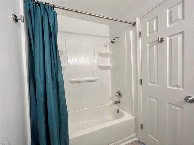 516 Rivers RCH, Virginia Beach, VA 23452