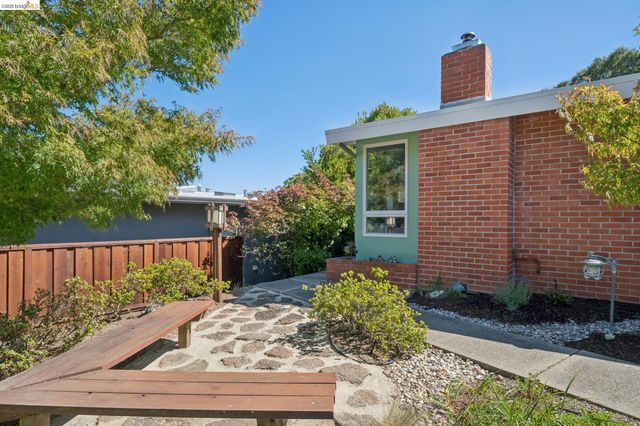 7811 Potrero Ave, El Cerrito, CA 94530