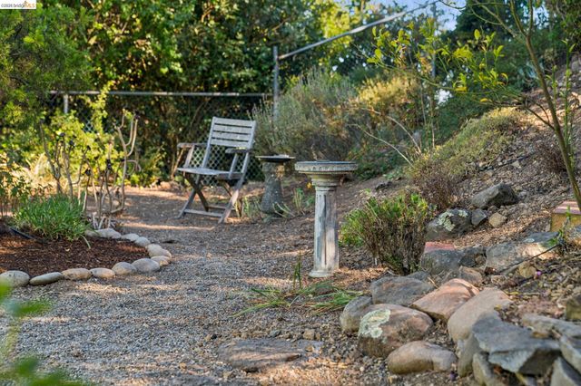 7811 Potrero Ave, El Cerrito, CA 94530