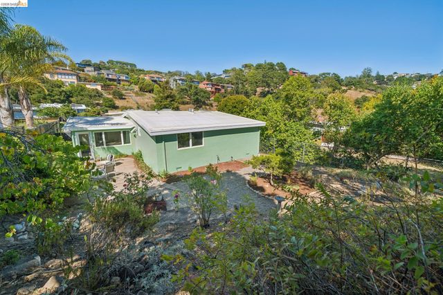 7811 Potrero Ave, El Cerrito, CA 94530