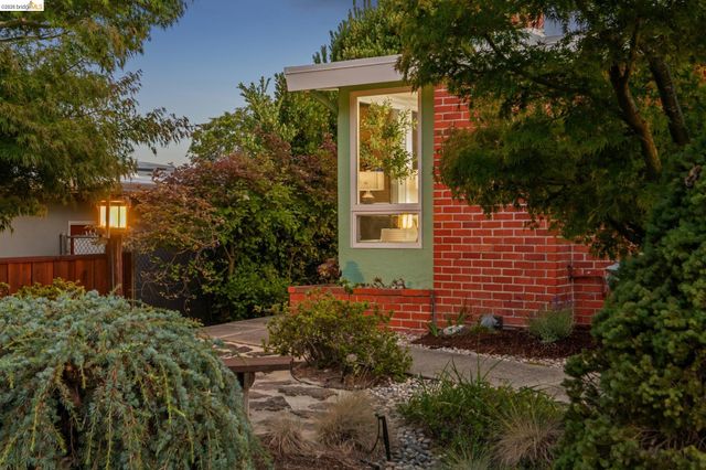 7811 Potrero Ave, El Cerrito, CA 94530