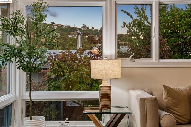 7811 Potrero Ave, El Cerrito, CA 94530