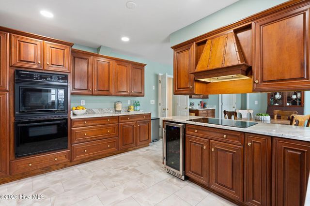 915 Chadwick Shores Drive, Sneads Ferry, NC 28460