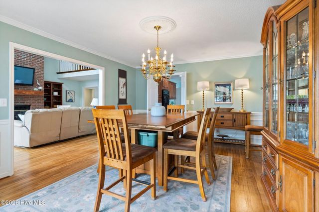 915 Chadwick Shores Drive, Sneads Ferry, NC 28460