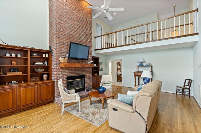 915 Chadwick Shores Drive, Sneads Ferry, NC 28460