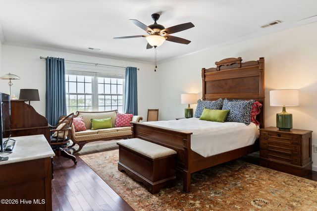 915 Chadwick Shores Drive, Sneads Ferry, NC 28460