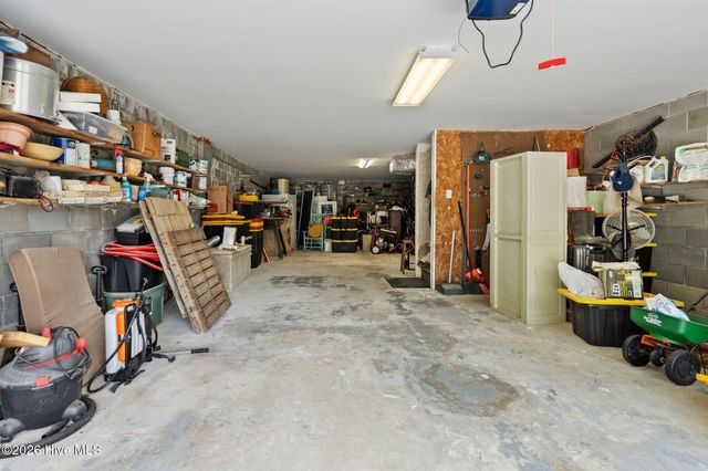 915 Chadwick Shores Drive, Sneads Ferry, NC 28460