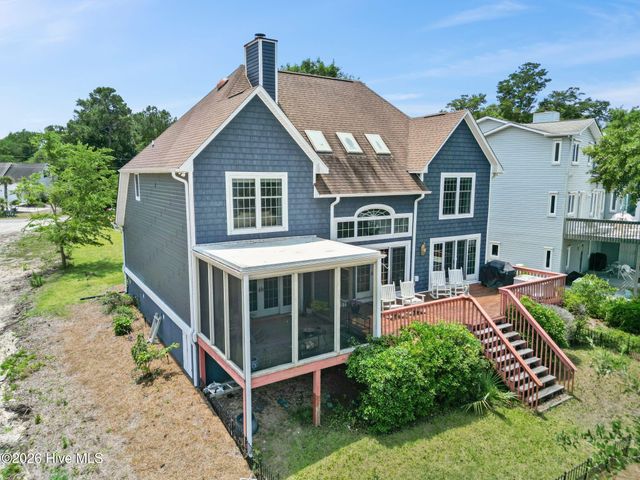 915 Chadwick Shores Drive, Sneads Ferry, NC 28460