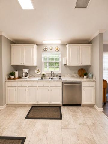 1301 Mill Creek Drive, Manning, SC 29102