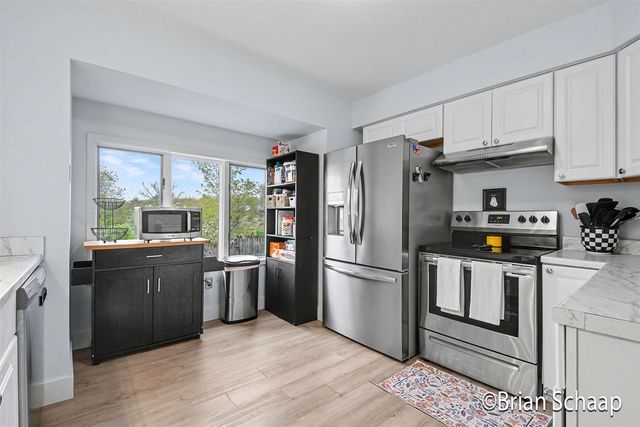 3170 Morley Avenue, Grand Rapids, MI 49505