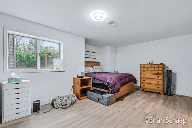 3170 Morley Avenue, Grand Rapids, MI 49505