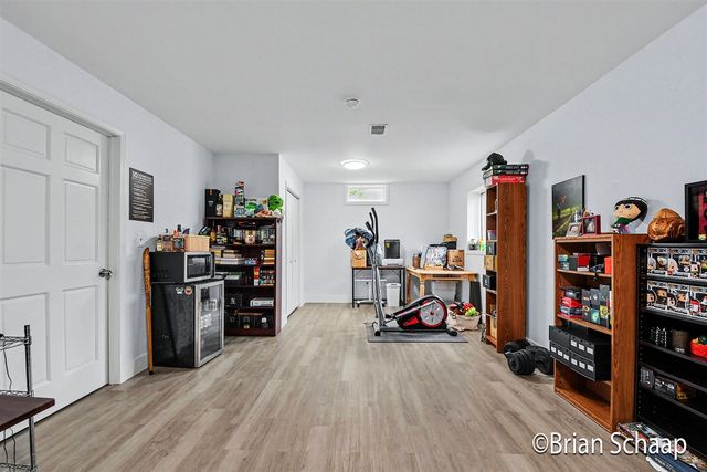 3170 Morley Avenue, Grand Rapids, MI 49505