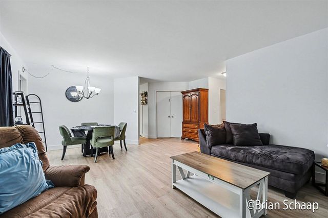 3170 Morley Avenue, Grand Rapids, MI 49505