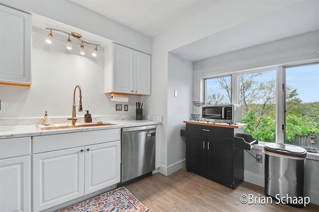 3170 Morley Avenue, Grand Rapids, MI 49505