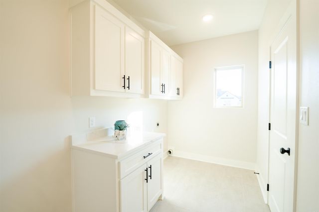 608 Corondelet Lane, Maumelle, AR 72113