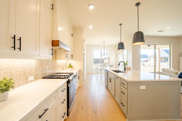 608 Corondelet Lane, Maumelle, AR 72113