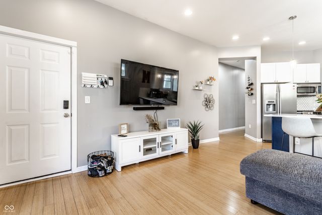 1727 N New Jersey Street A, Indianapolis, IN 46202