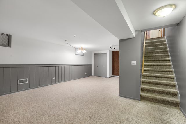 18207 W Big Oaks Road, Grayslake, IL 60030