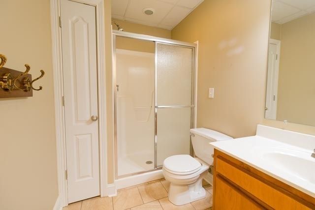 868 Arlington Ridge Rd, Erin, TN 37061