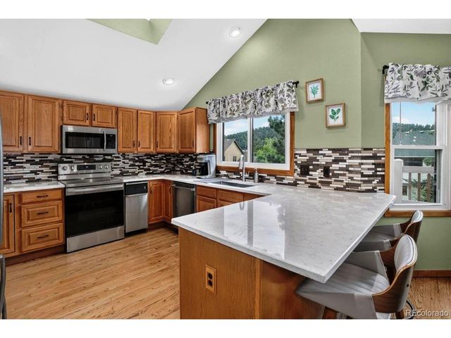 25856 Buffalo Ln, Golden, CO 80401