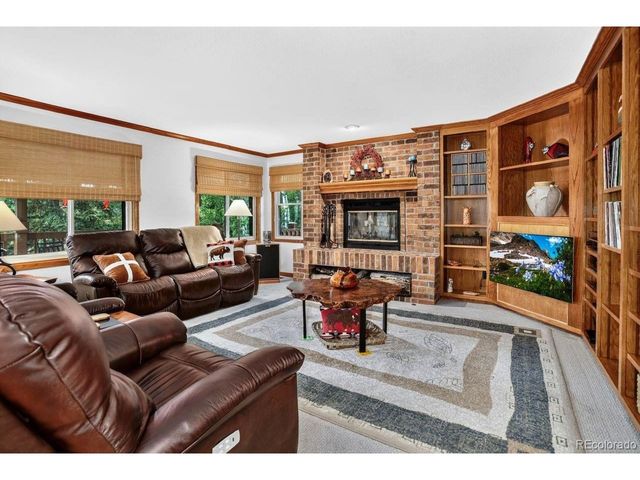 25856 Buffalo Ln, Golden, CO 80401