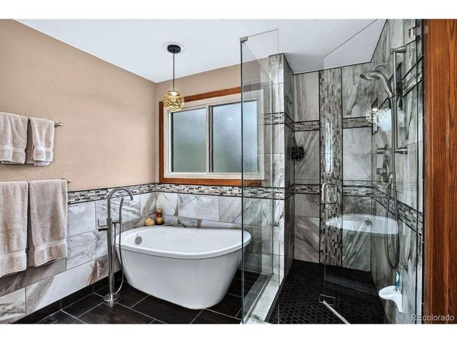 25856 Buffalo Ln, Golden, CO 80401