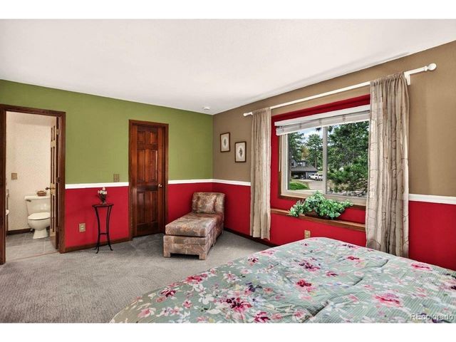 25856 Buffalo Ln, Golden, CO 80401