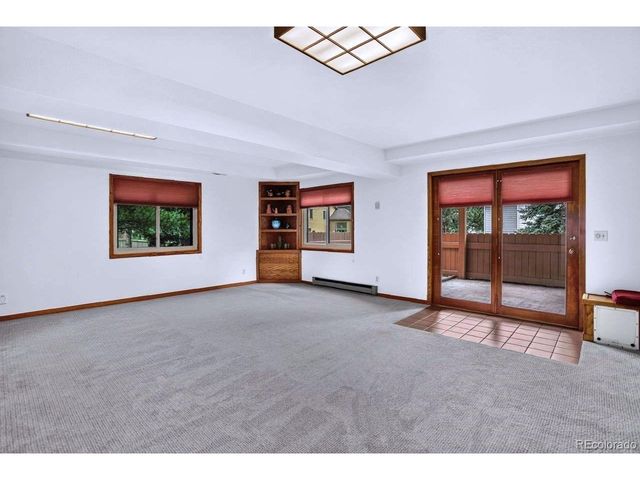 25856 Buffalo Ln, Golden, CO 80401