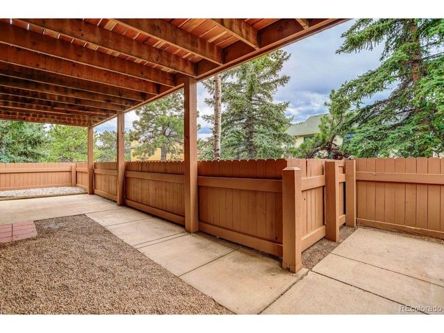 25856 Buffalo Ln, Golden, CO 80401