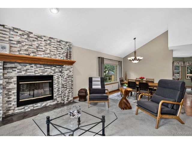 25856 Buffalo Ln, Golden, CO 80401