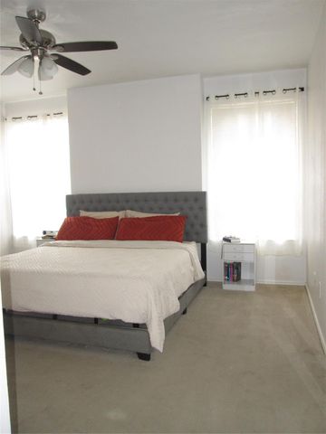 8888 Benning Drive 293, Houston, TX 77031