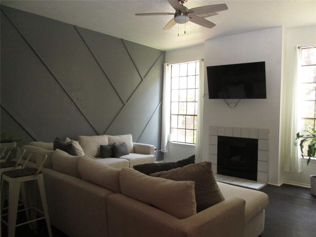 8888 Benning Drive 293, Houston, TX 77031