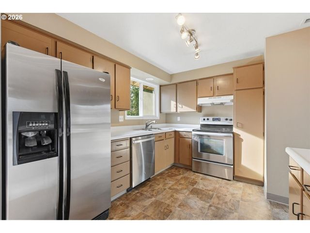 7403 Ne 70TH Ct, Vancouver, WA 98661