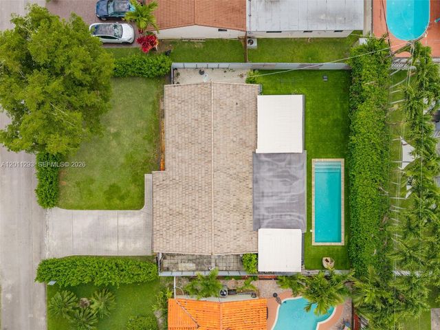 430 NW 88th St, El Portal, FL 33150
