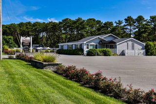 842 State Highway, Wellfleet, MA 02667