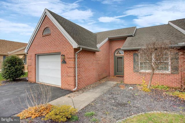 19 SANIBEL LANE, Chambersburg, PA 17201