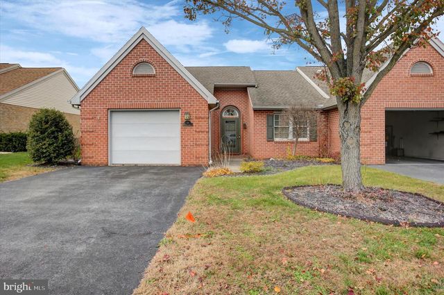 19 SANIBEL LANE, Chambersburg, PA 17201