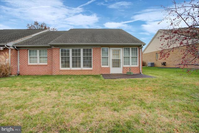 19 SANIBEL LANE, Chambersburg, PA 17201