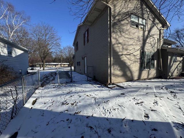 816 RIDGEWAY BOULEVARD, De Pere, WI 54115