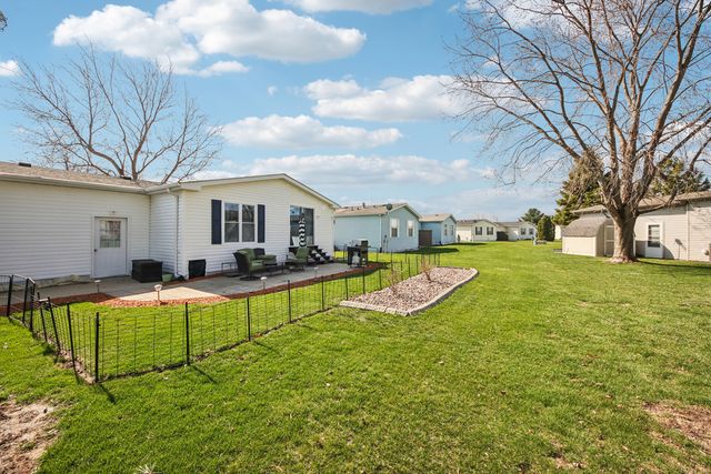 242 Meadowlark Lane A, Sandwich, IL 60548