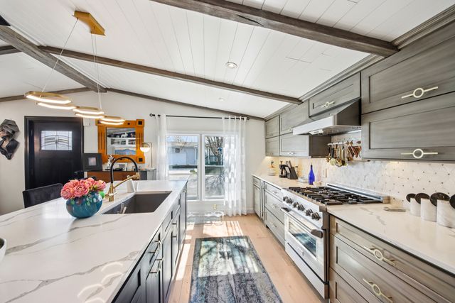 242 Meadowlark Lane A, Sandwich, IL 60548